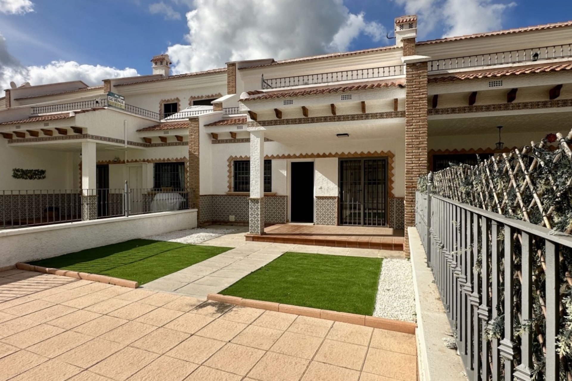 Herverkoop - Town House -
San Miguel de Salinas - Inland