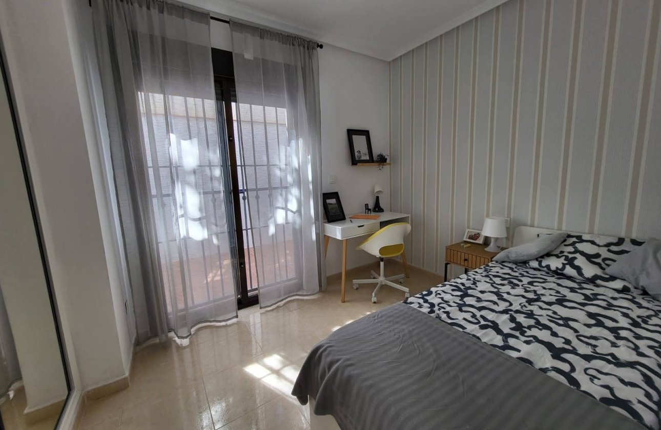 Herverkoop - Town House -
San Miguel de Salinas - Inland