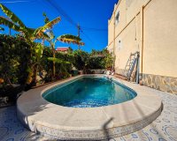 Herverkoop - Town House -
San Miguel de Salinas - Inland