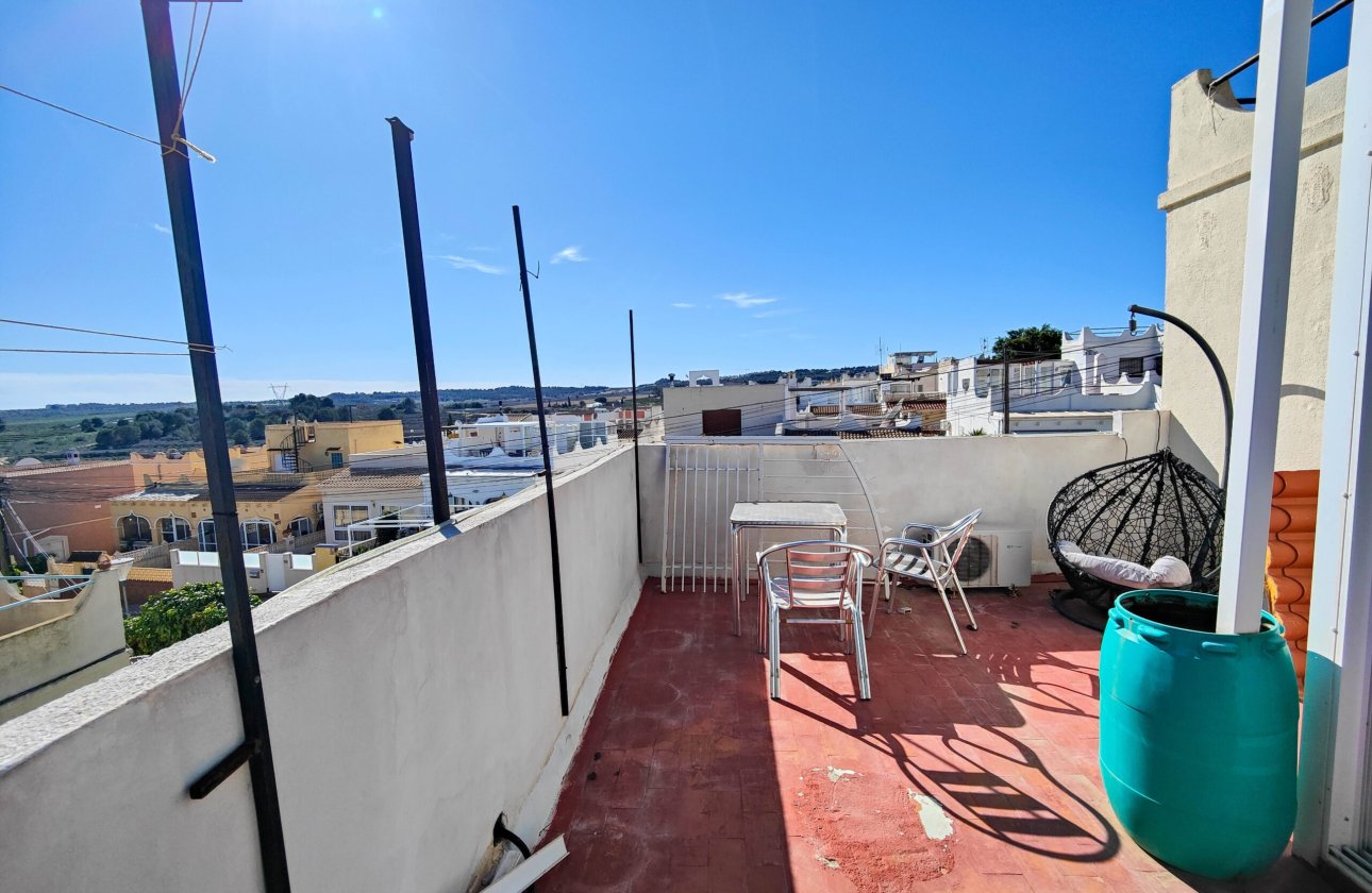Herverkoop - Town House -
San Miguel de Salinas - Inland