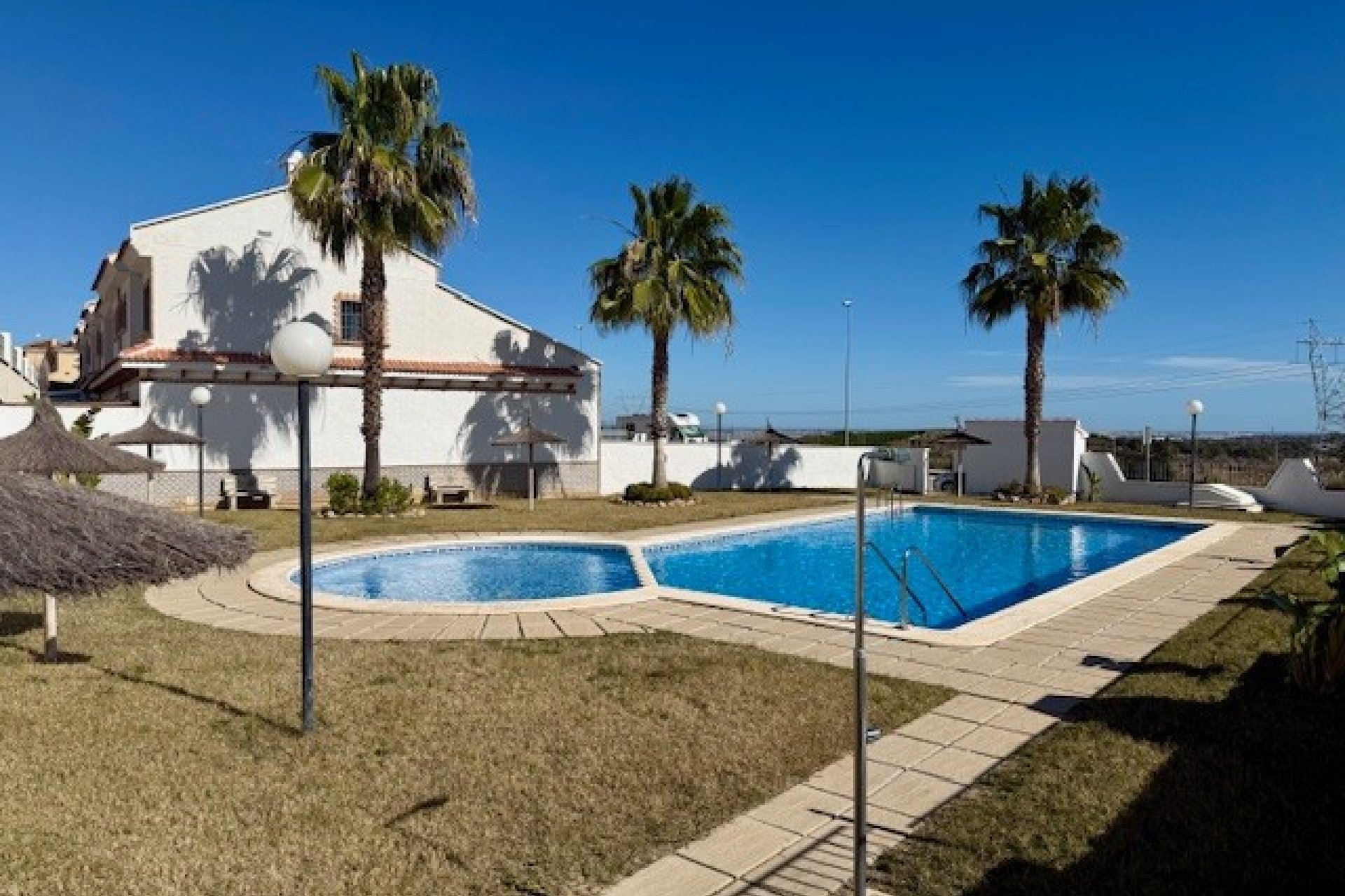 Herverkoop - Town House -
San Miguel de Salinas - Inland