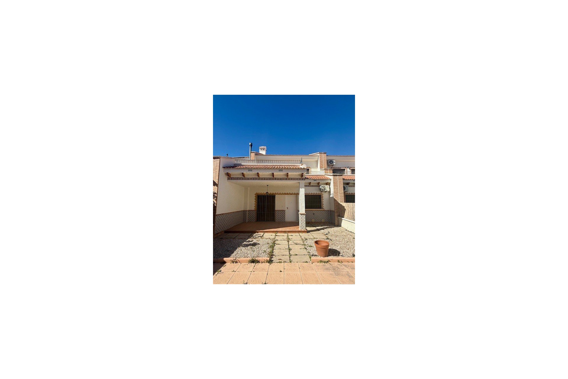 Herverkoop - Town House -
San Miguel de Salinas - Inland