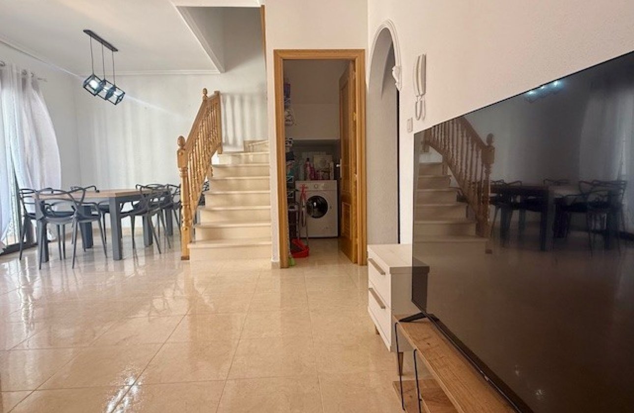 Herverkoop - Town House -
San Miguel de Salinas - Inland