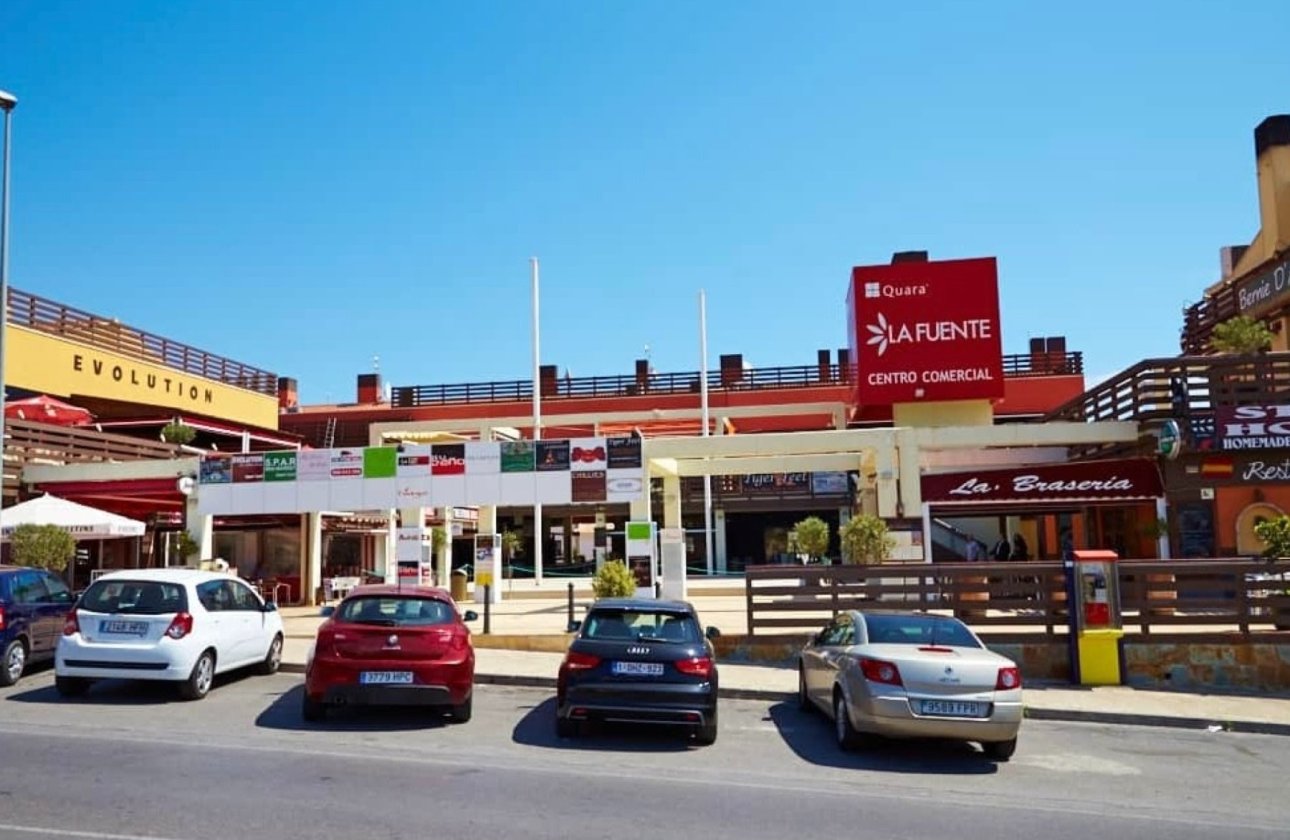 Herverkoop - Town House -
San Miguel de Salinas - Inland