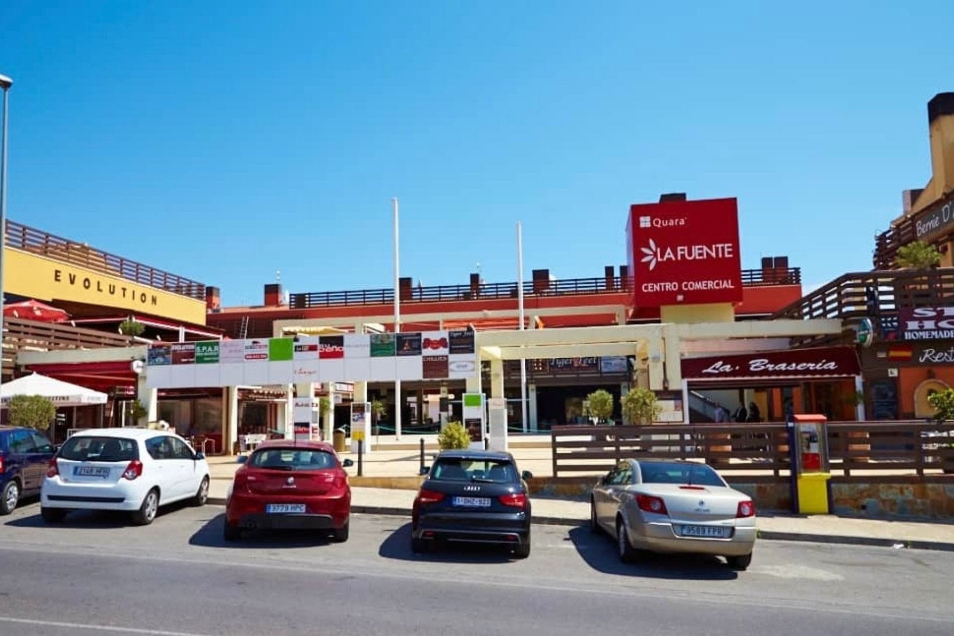 Herverkoop - Town House -
San Miguel de Salinas - Inland