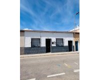 Herverkoop - Town House -
San Miguel de Salinas - Inland