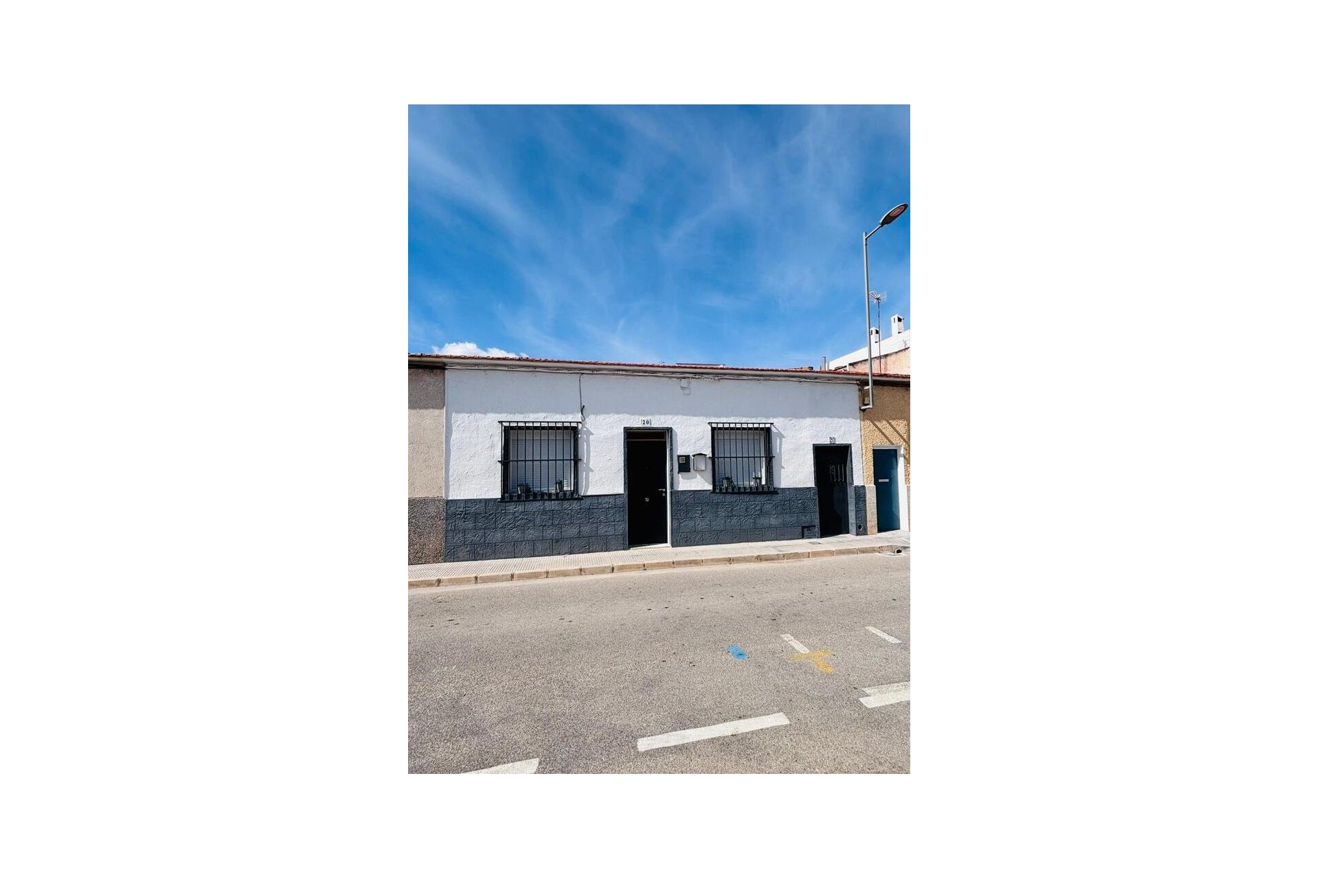 Herverkoop - Town House -
San Miguel de Salinas - Inland