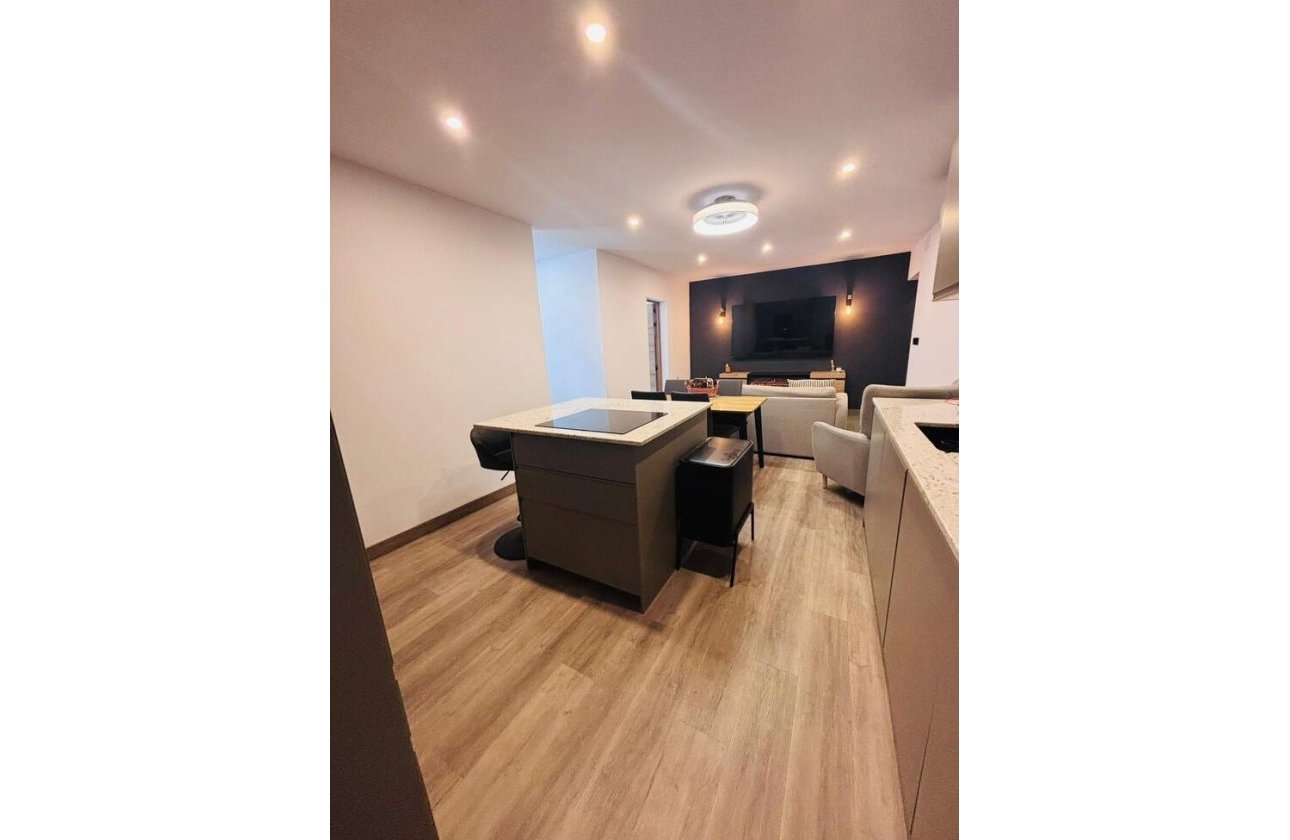 Herverkoop - Town House -
San Miguel de Salinas - Inland