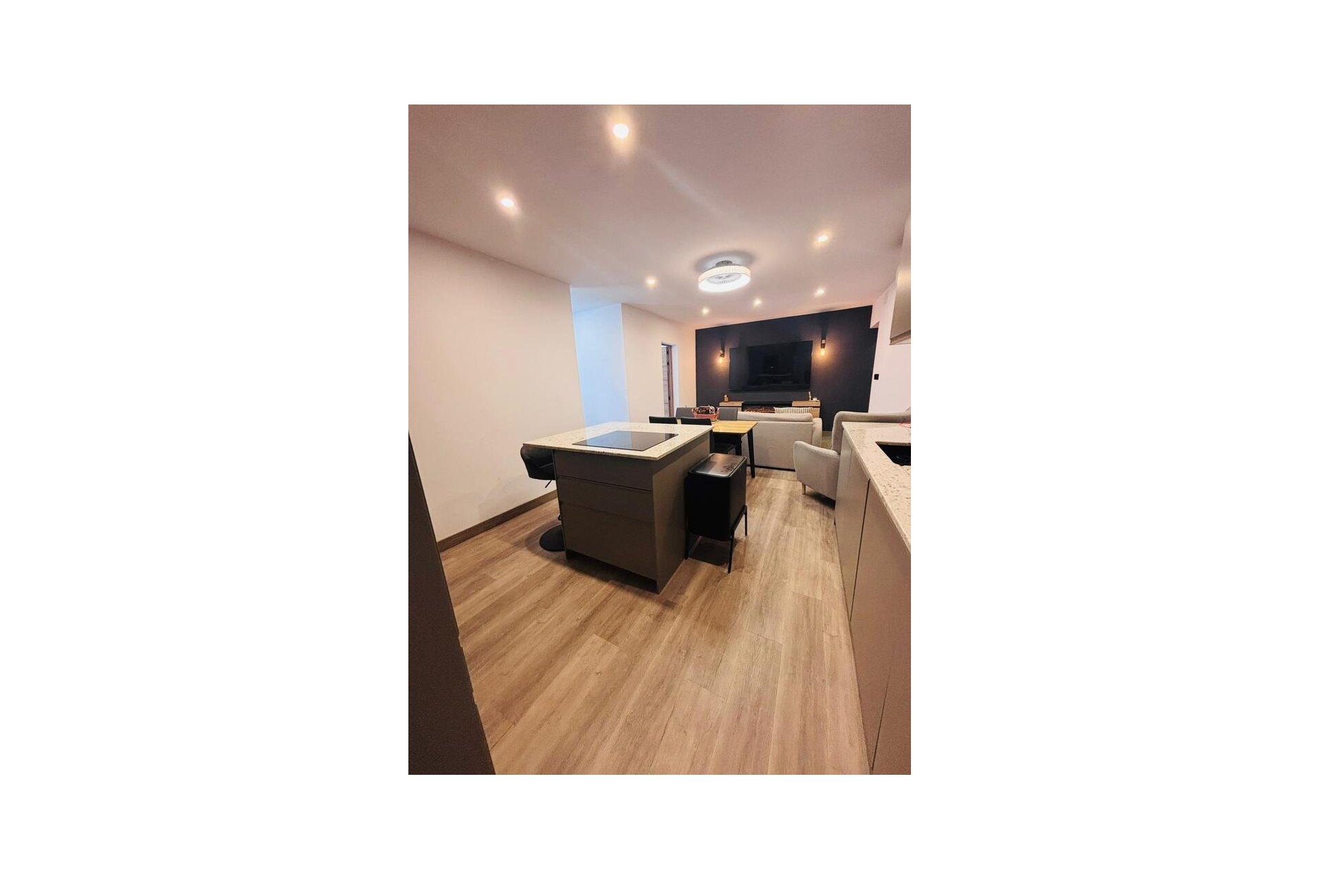 Herverkoop - Town House -
San Miguel de Salinas - Inland