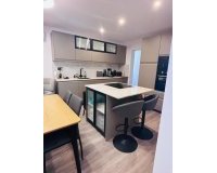 Herverkoop - Town House -
San Miguel de Salinas - Inland