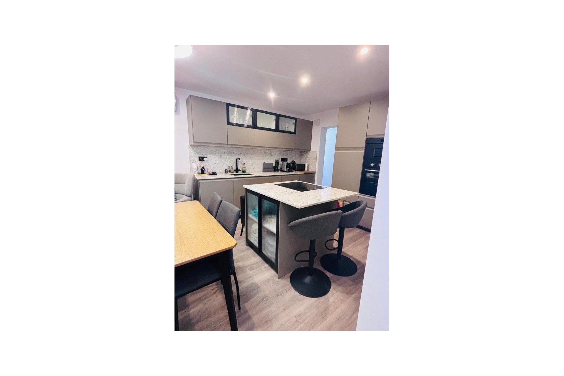 Herverkoop - Town House -
San Miguel de Salinas - Inland