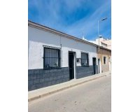 Herverkoop - Town House -
San Miguel de Salinas - Inland