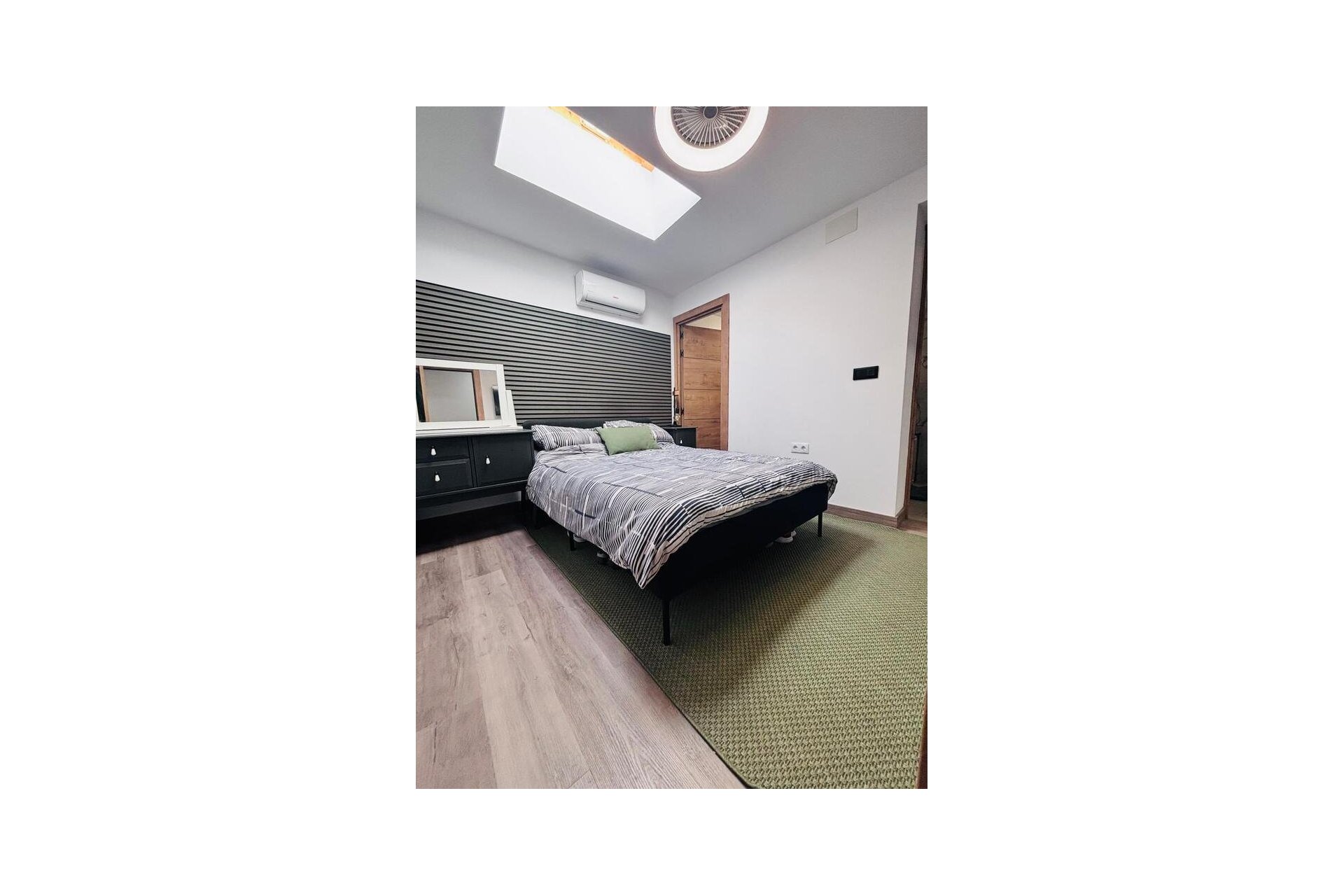 Herverkoop - Town House -
San Miguel de Salinas - Inland