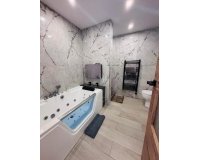 Herverkoop - Town House -
San Miguel de Salinas - Inland