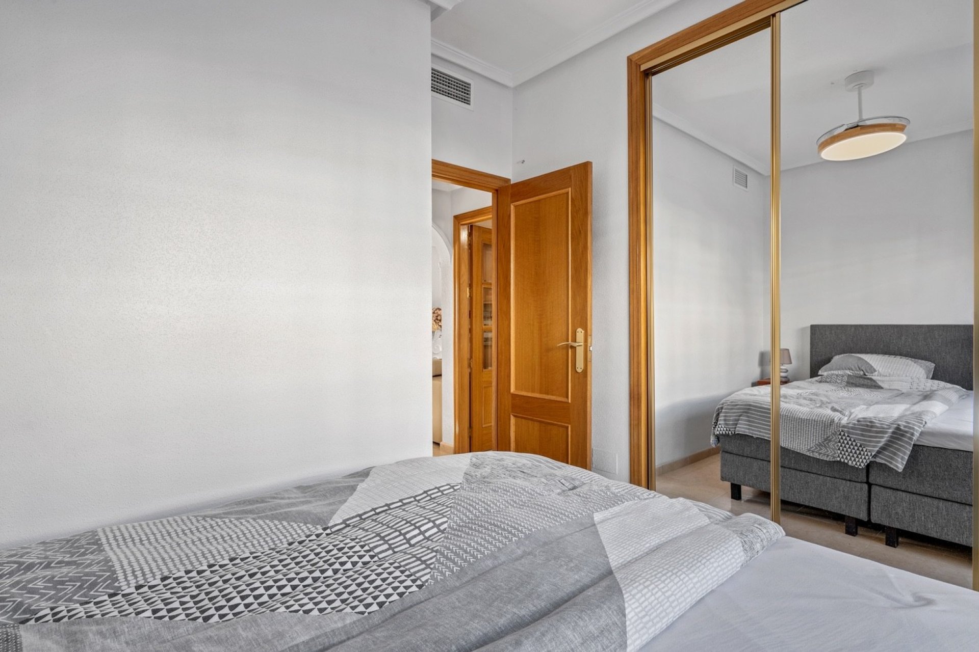 Herverkoop - Town House -
San Miguel de Salinas - Inland