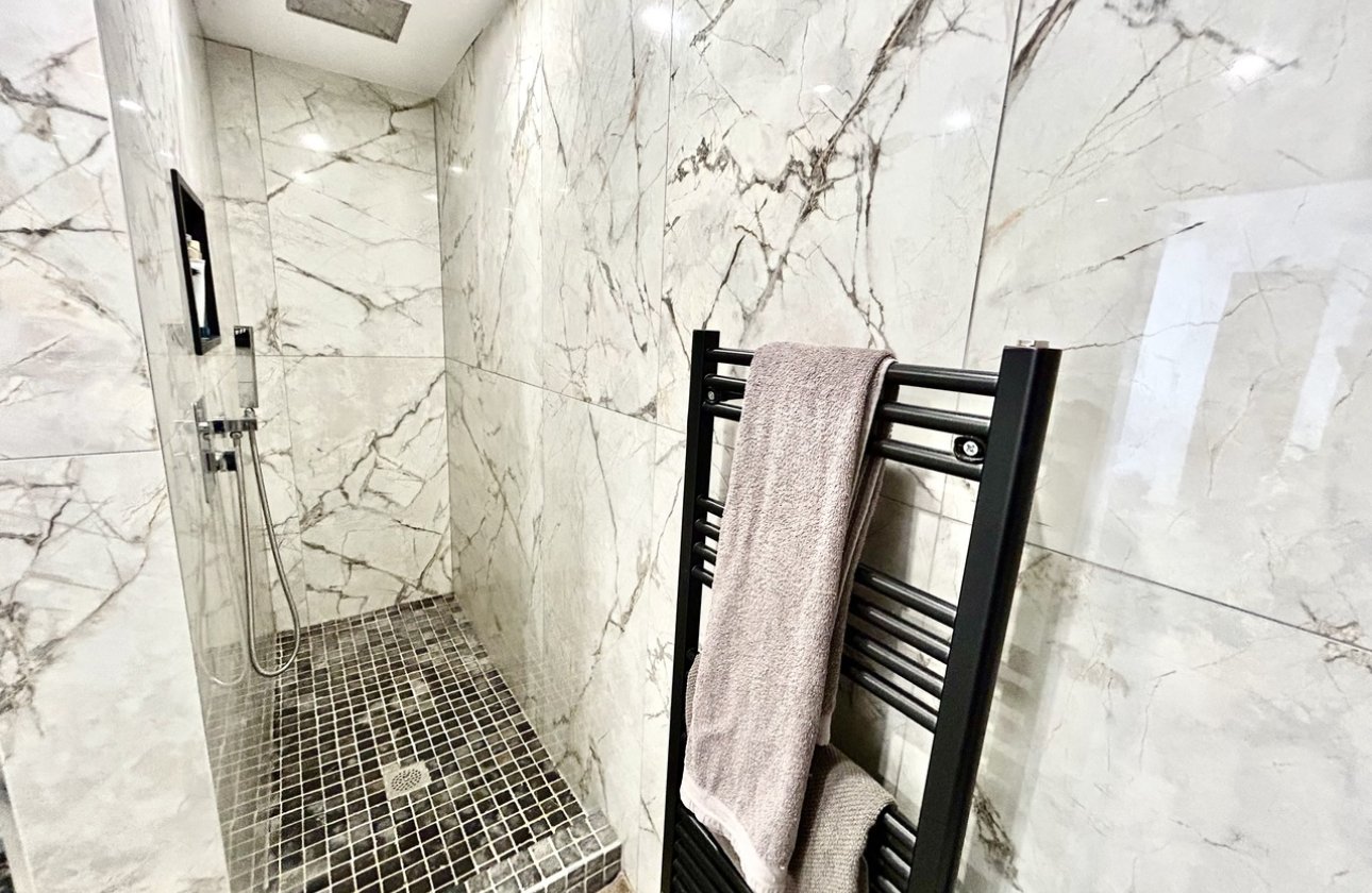 Herverkoop - Town House -
San Miguel de Salinas - Inland