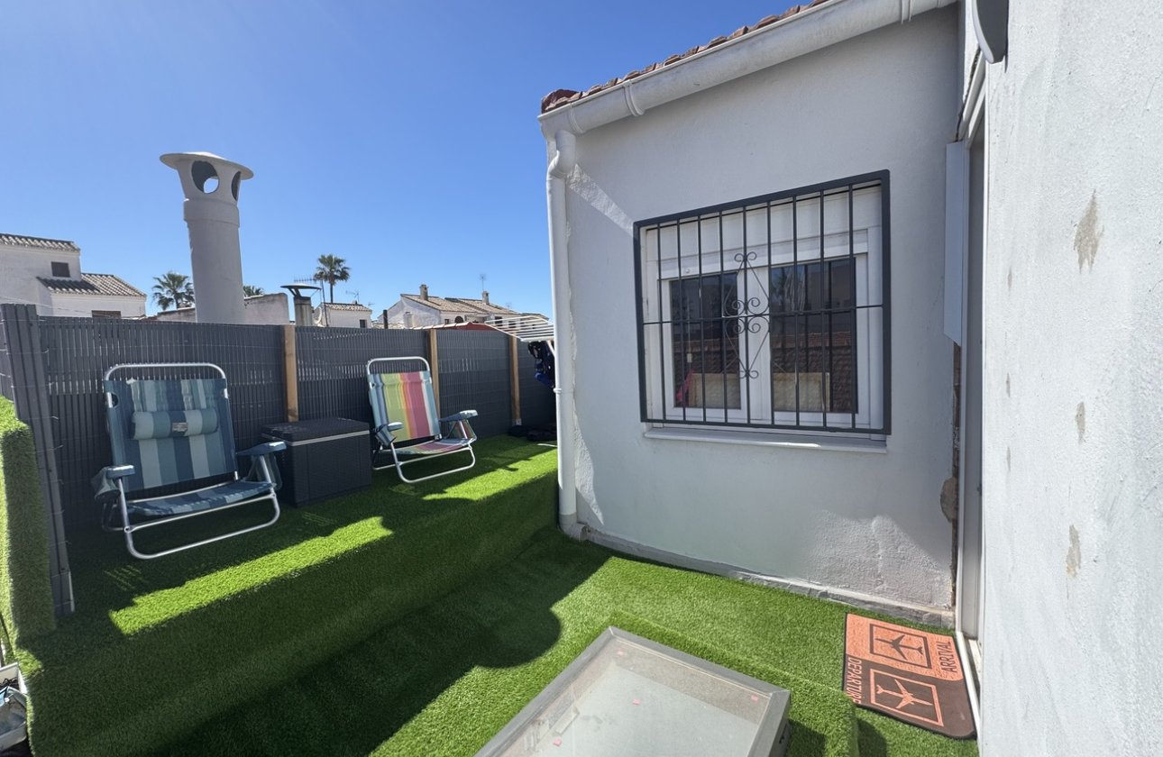 Herverkoop - Town House -
San Miguel de Salinas - Inland