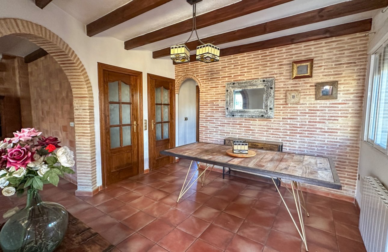 Herverkoop - Town House -
San Miguel de Salinas - Inland
