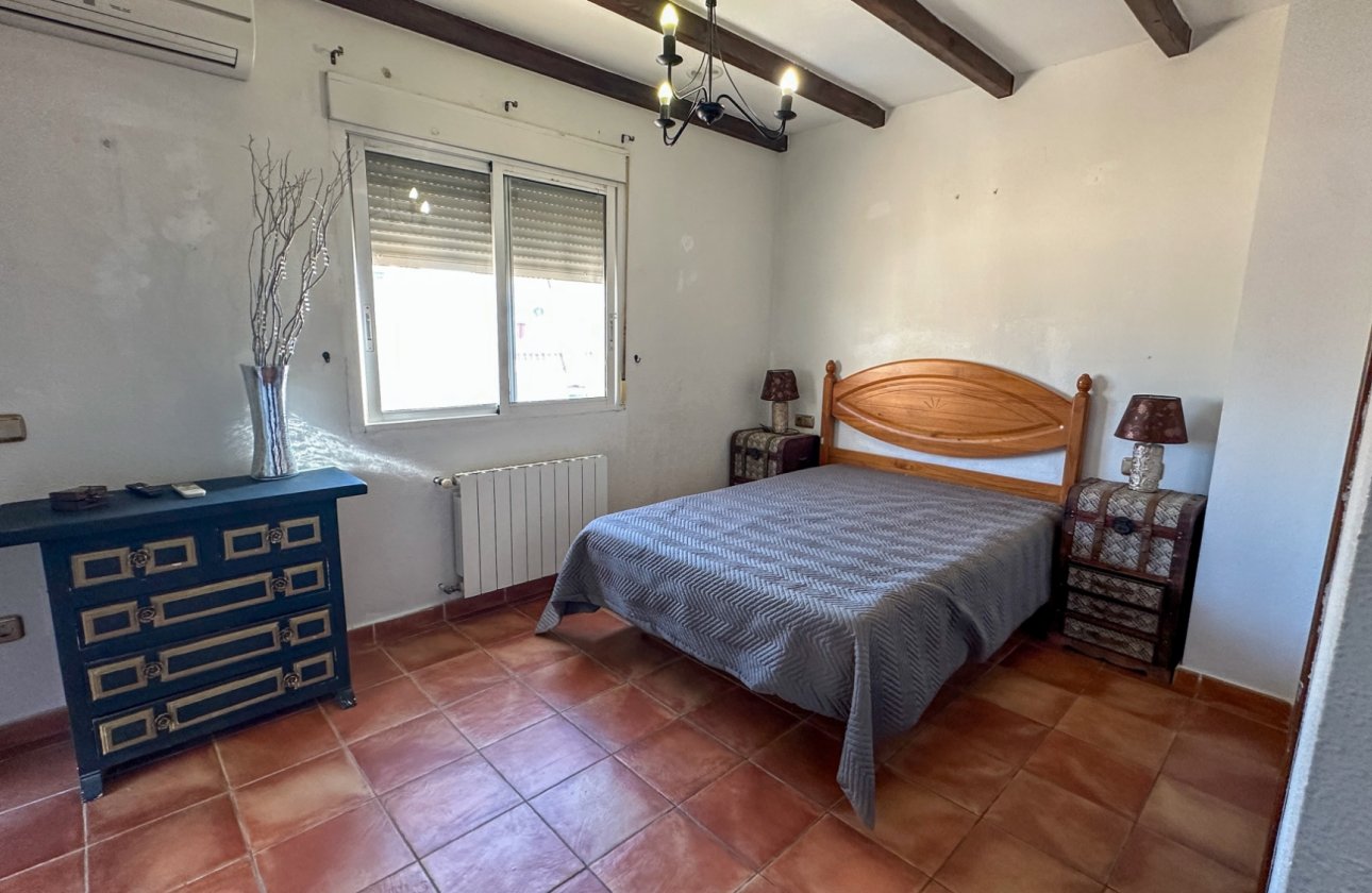 Herverkoop - Town House -
San Miguel de Salinas - Inland