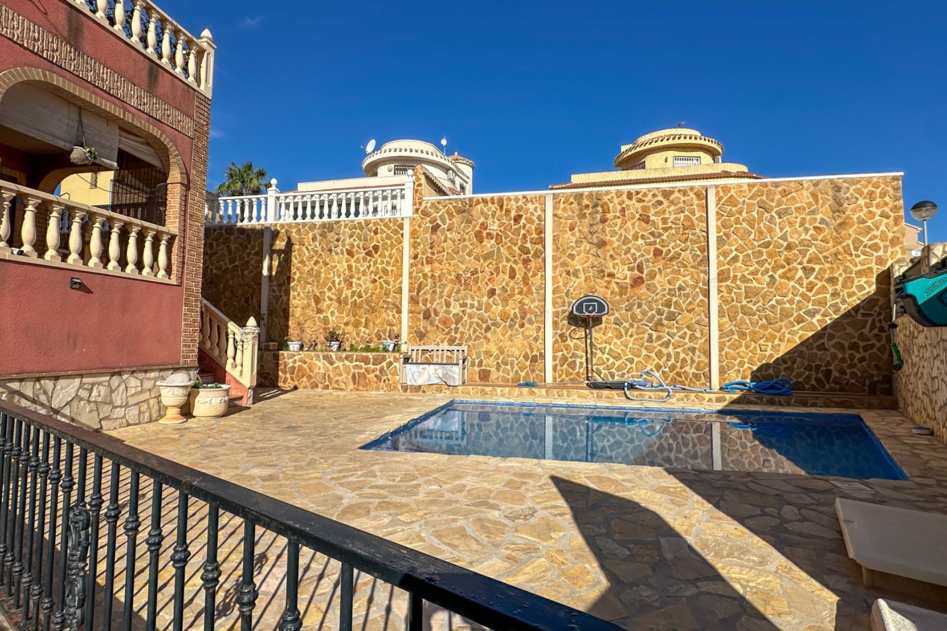 Herverkoop - Town House -
San Miguel de Salinas - Inland