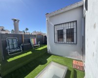 Herverkoop - Town House -
San Miguel de Salinas - Inland