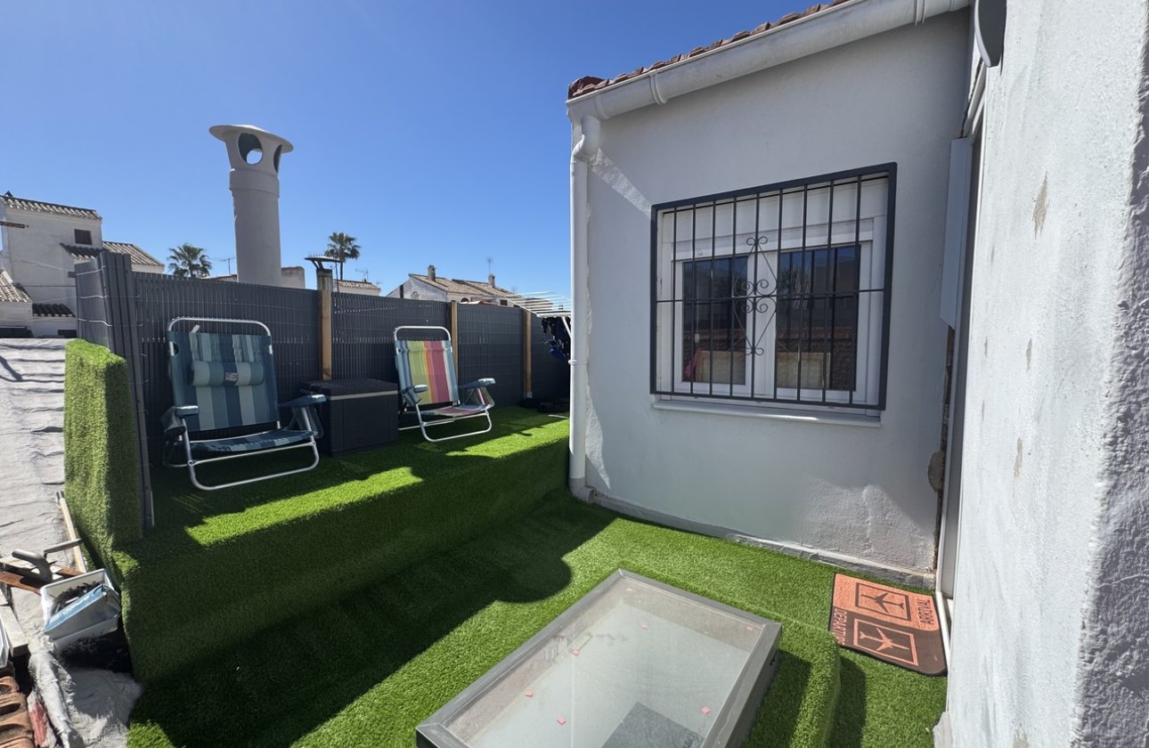 Herverkoop - Town House -
San Miguel de Salinas - Inland