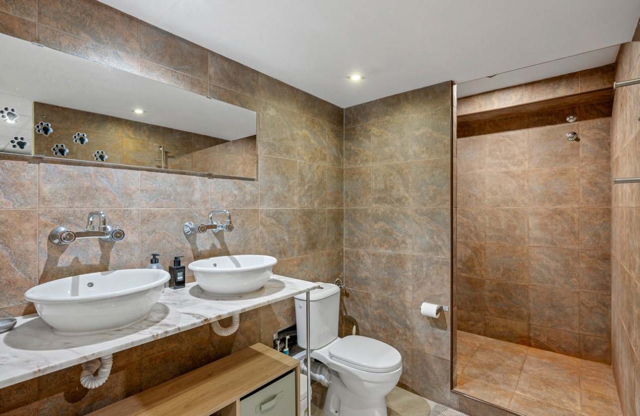 Herverkoop - Town House -
San Miguel de Salinas - Inland