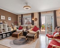 Herverkoop - Town House -
San Miguel de Salinas - Inland