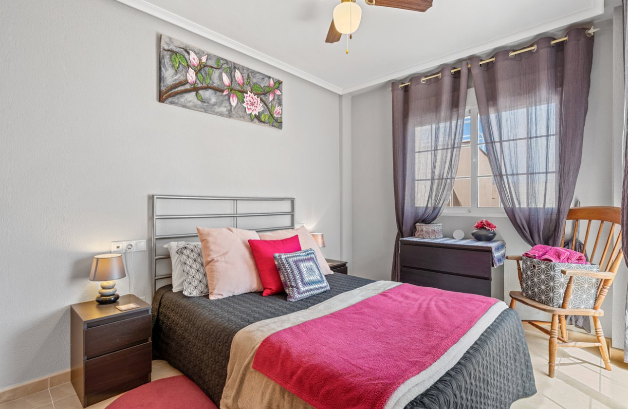 Herverkoop - Town House -
San Miguel de Salinas - Inland