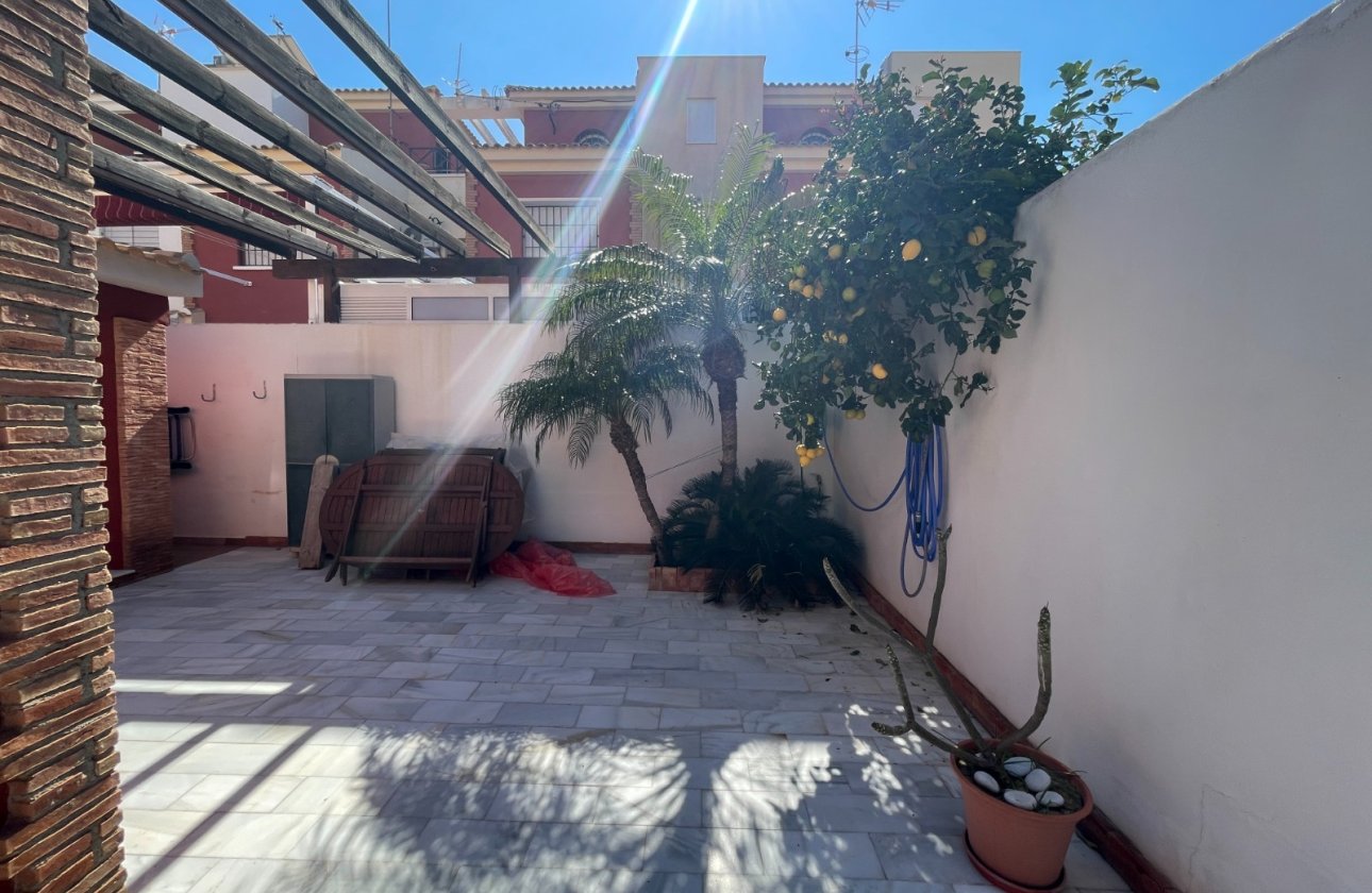 Herverkoop - Town House -
Torre de la Horadada - Costa Blanca