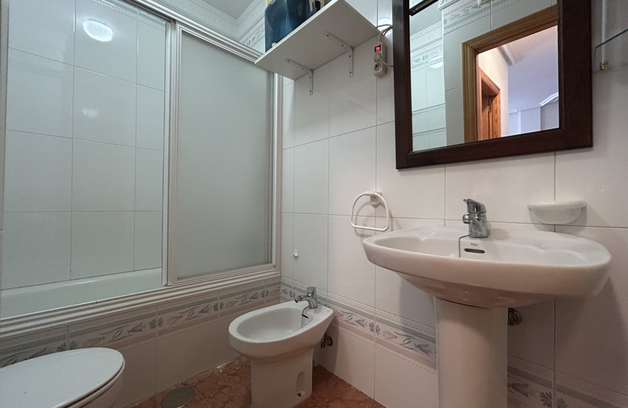 Herverkoop - Town House -
Torre de la Horadada - Costa Blanca