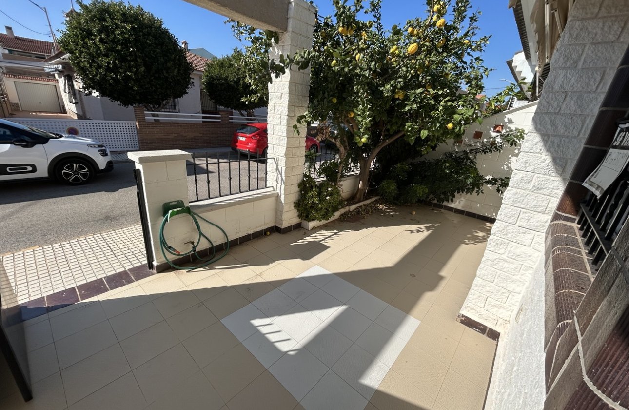 Herverkoop - Town House -
Torre de la Horadada - Costa Blanca