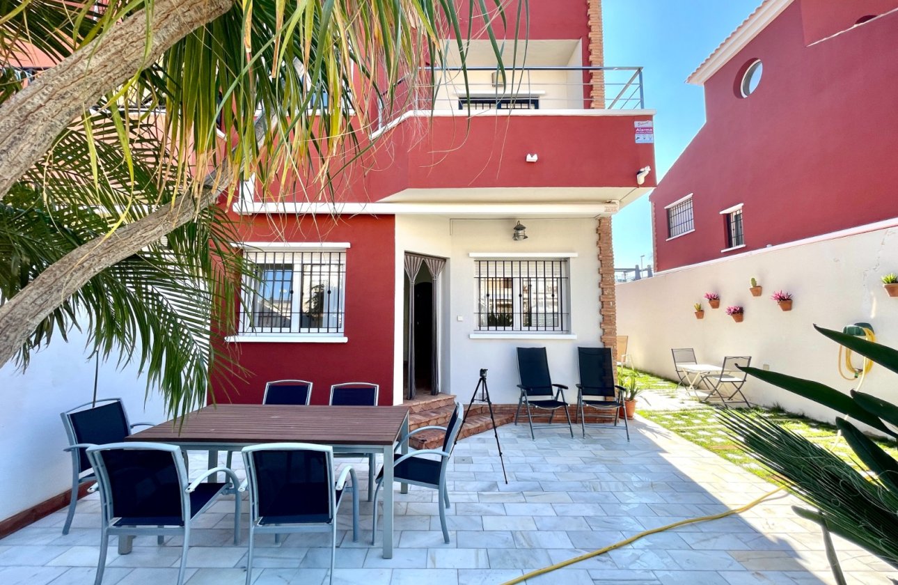 Herverkoop - Town House -
Torre de la Horadada - Costa Blanca