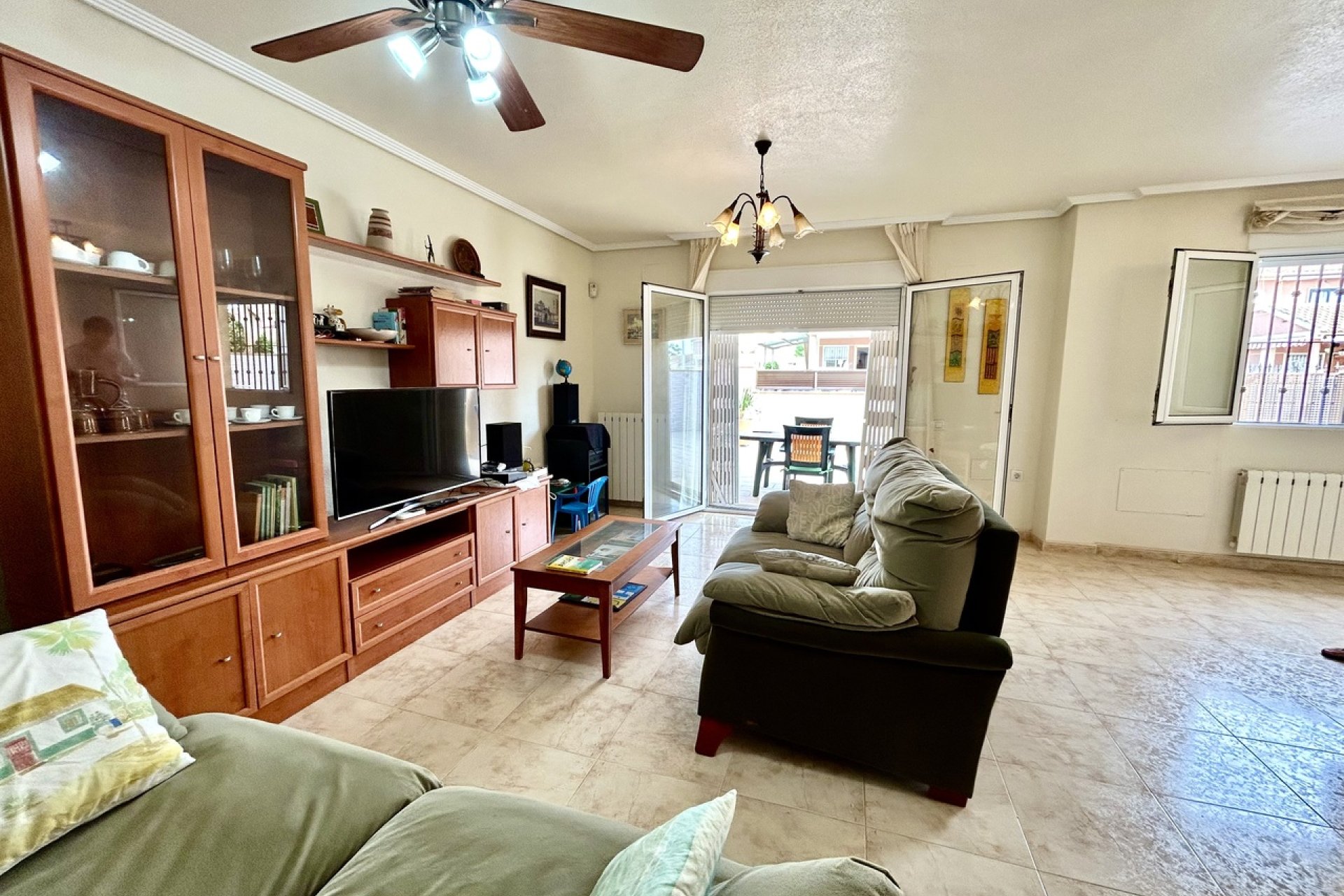 Herverkoop - Town House -
Torre de la Horadada - Costa Blanca