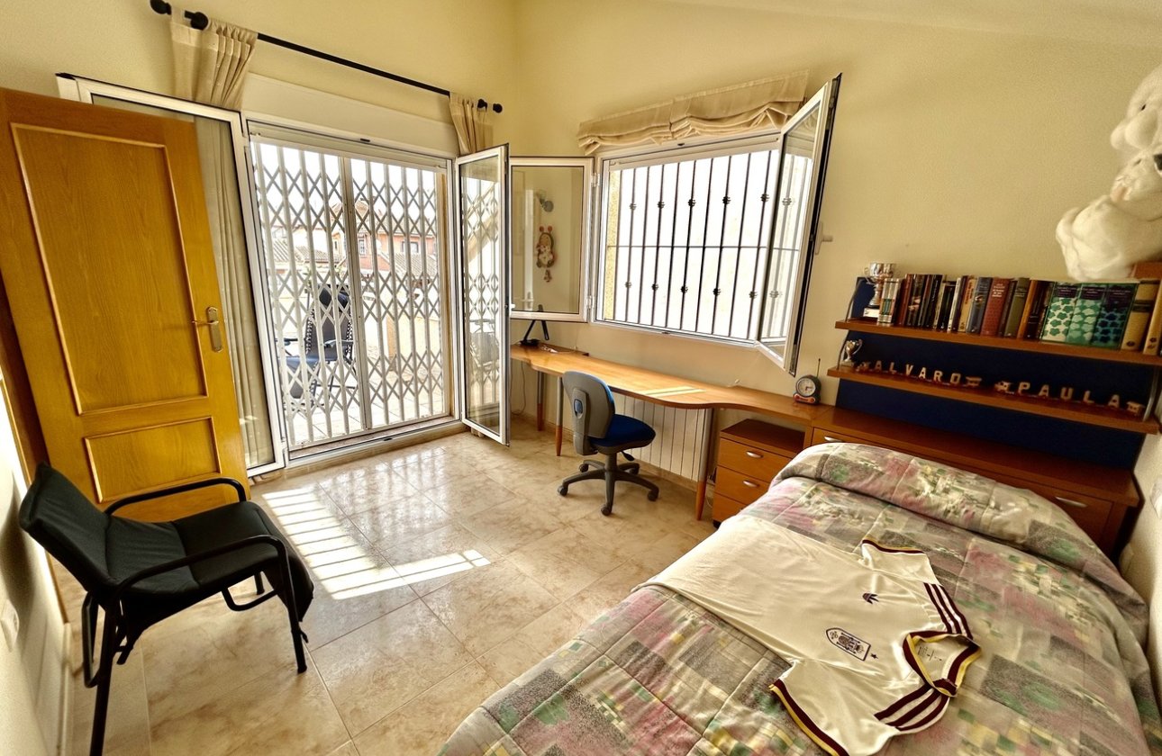 Herverkoop - Town House -
Torre de la Horadada - Costa Blanca
