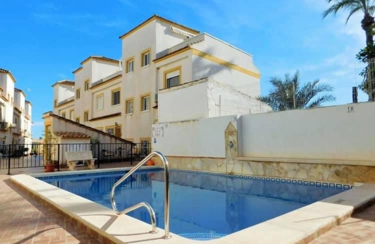 Herverkoop - Town House -
Torremendo - Costa Blanca