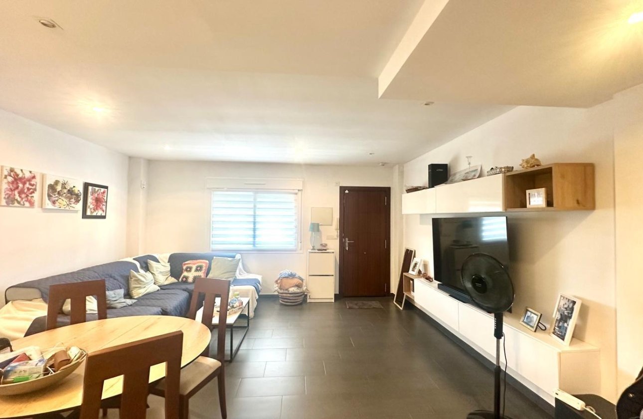 Herverkoop - Town House -
Torrevieja - Aguas Nuevas