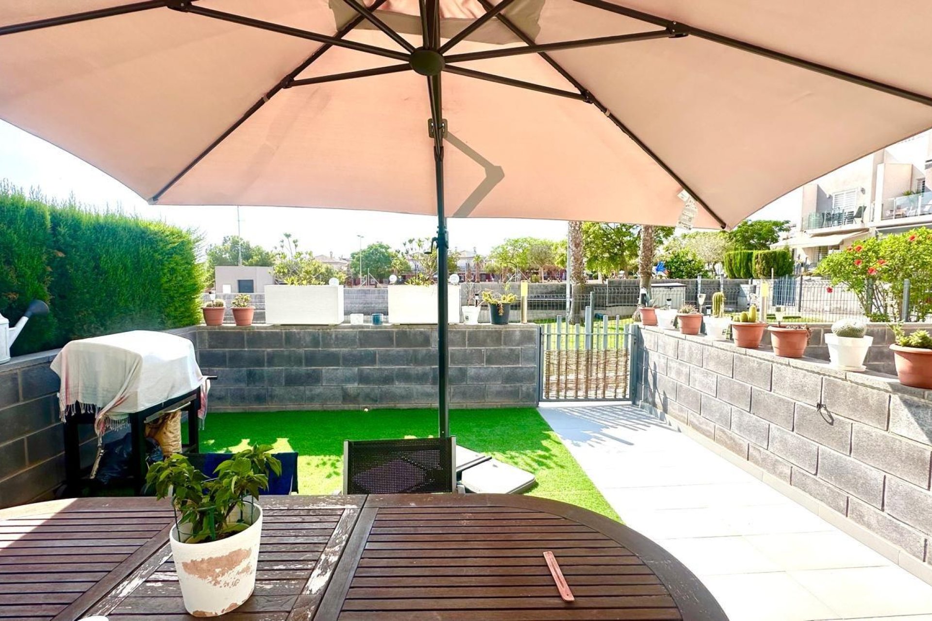 Herverkoop - Town House -
Torrevieja - Aguas Nuevas