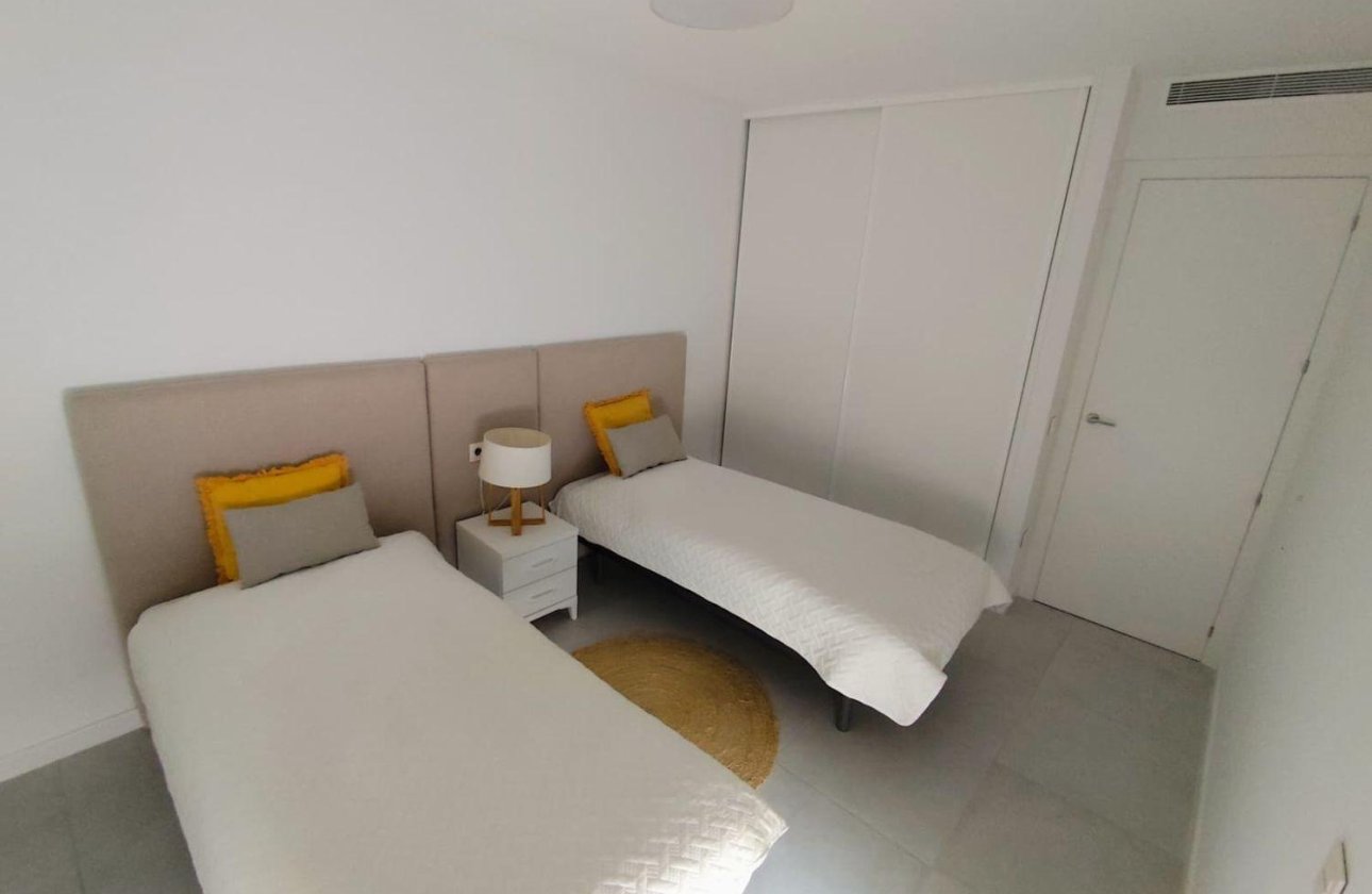 Herverkoop - Town House -
Torrevieja - Aguas Nuevas