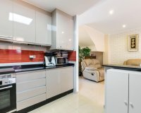 Herverkoop - Town House -
Torrevieja - Aguas Nuevas