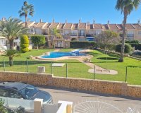Herverkoop - Town House -
Torrevieja - Aguas Nuevas