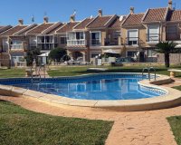 Herverkoop - Town House -
Torrevieja - Aguas Nuevas