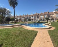 Herverkoop - Town House -
Torrevieja - Aguas Nuevas