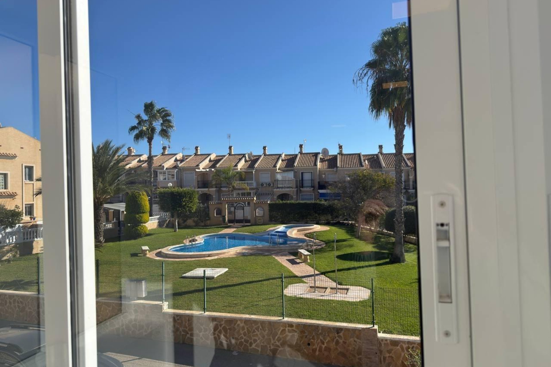 Herverkoop - Town House -
Torrevieja - Aguas Nuevas
