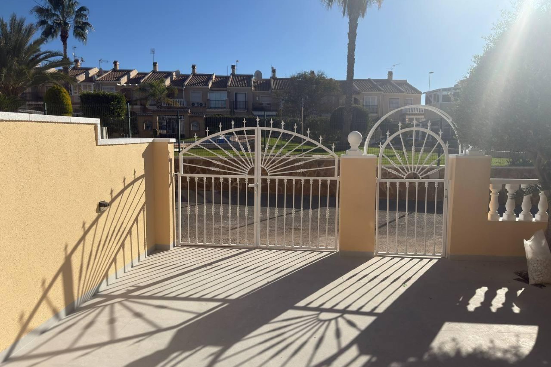 Herverkoop - Town House -
Torrevieja - Aguas Nuevas