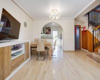 Herverkoop - Town House -
Torrevieja - Aguas Nuevas
