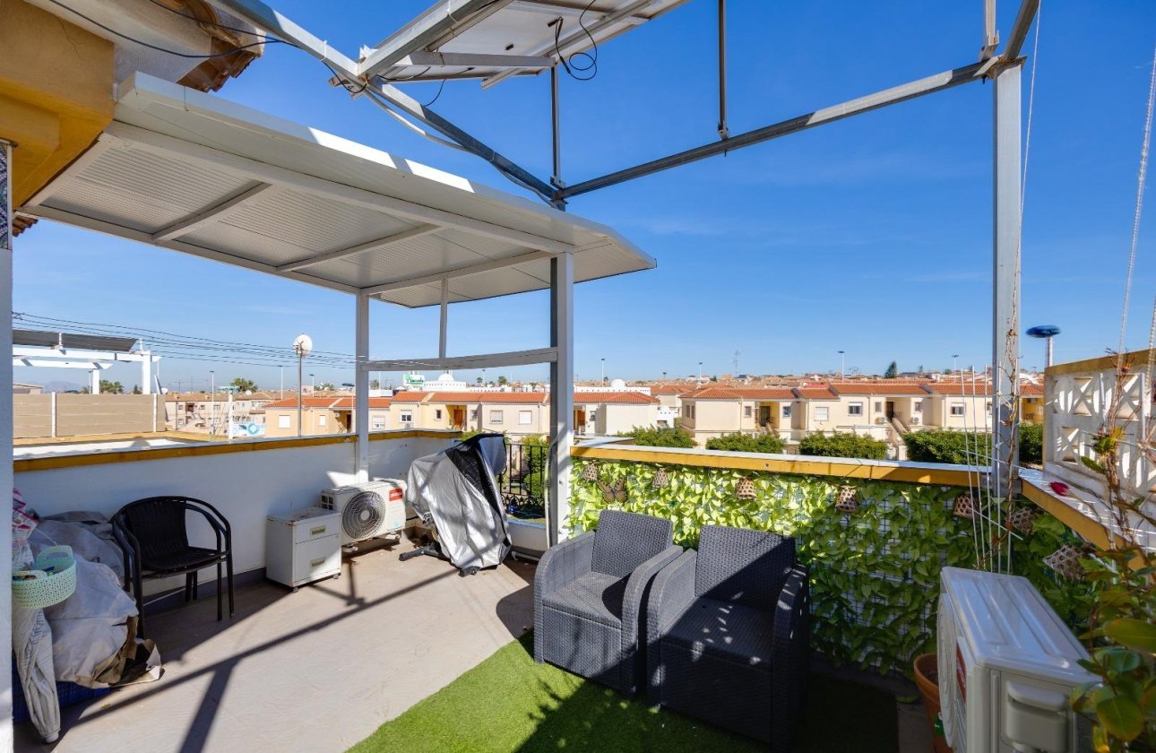 Herverkoop - Town House -
Torrevieja - Aguas Nuevas
