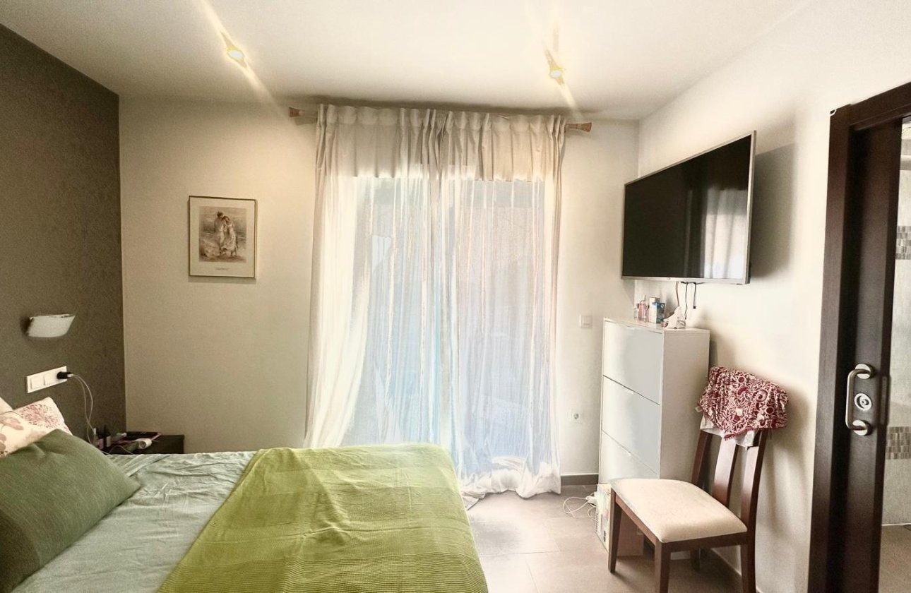 Herverkoop - Town House -
Torrevieja - Aguas Nuevas