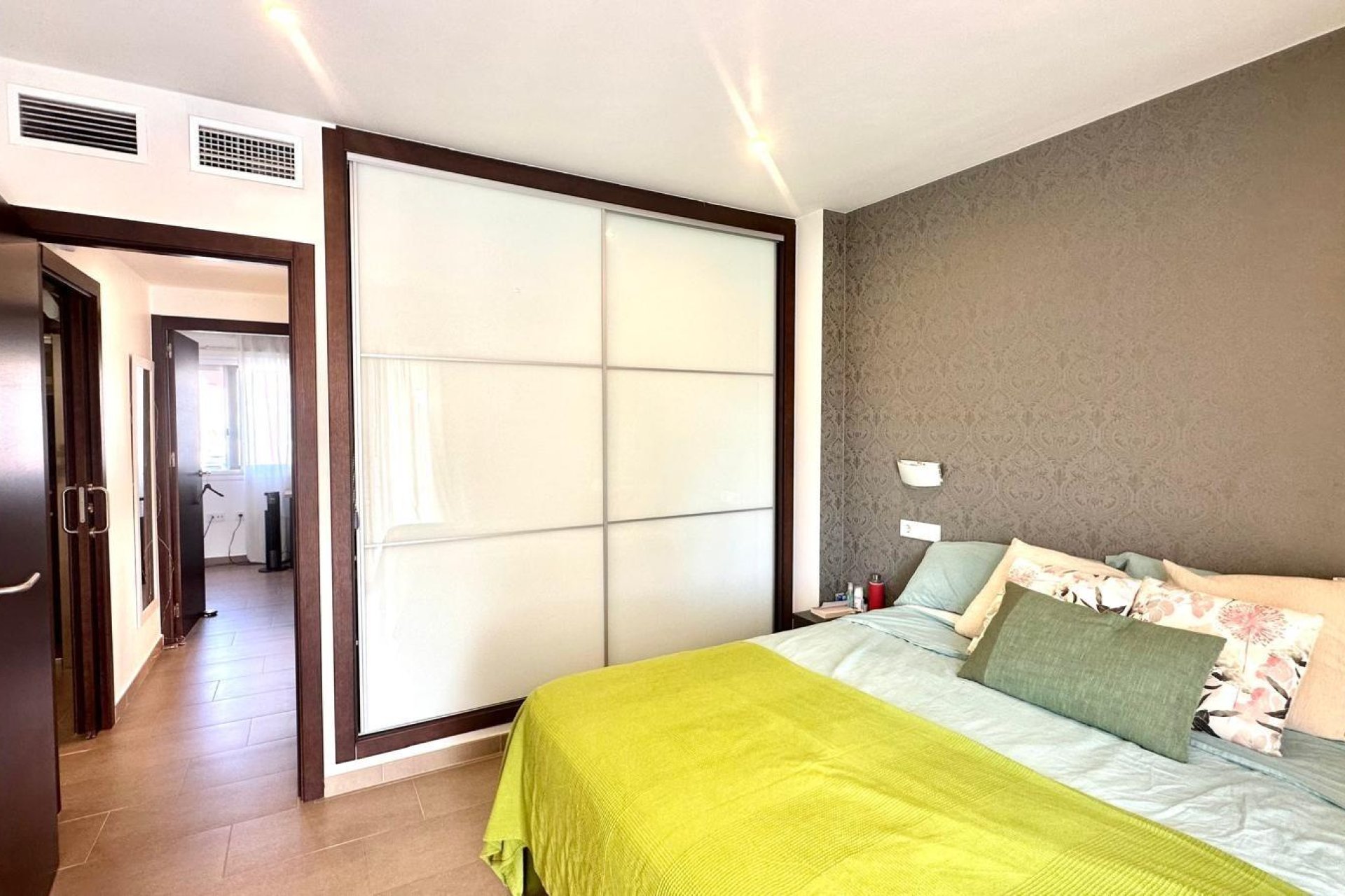 Herverkoop - Town House -
Torrevieja - Aguas Nuevas