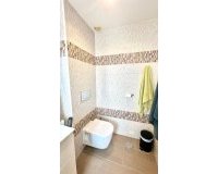 Herverkoop - Town House -
Torrevieja - Aguas Nuevas